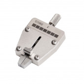 G1062  Pince miniature
