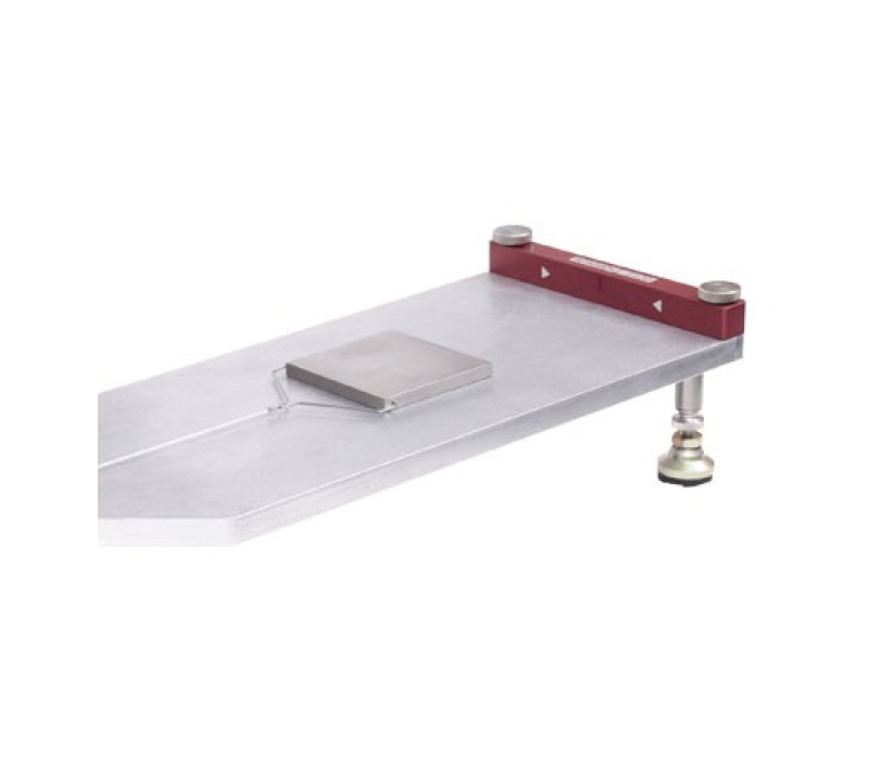 La fixation G1086 COF comprend un traîneau de 200 g, une pince échantillon, câble et une poulie. Disponible dans un kit avec la jauge M5-2-COF