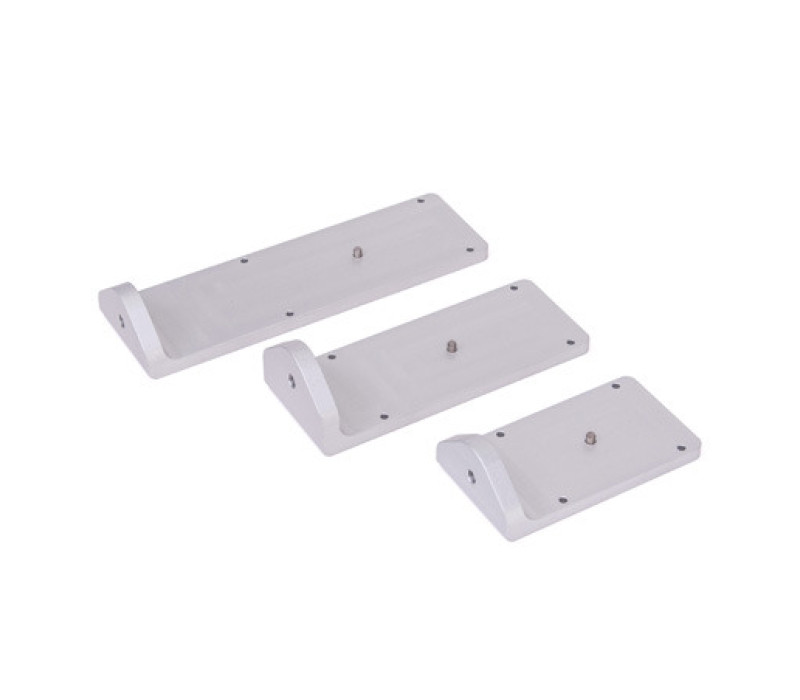 Trois adaptateurs sont disponibles, compatibles avec les dynamomètres Mark-10 ayant des capacités jusqu’à 500 lbF (2,5 kN). Un trou de montage 5/16-18 est fourni pour un crochet ou tout autre accessoire.